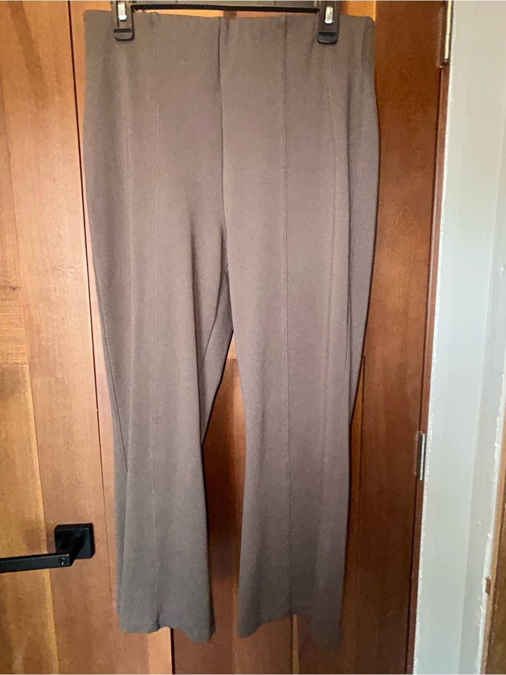 Women’s Old Navy brown pull on pants large